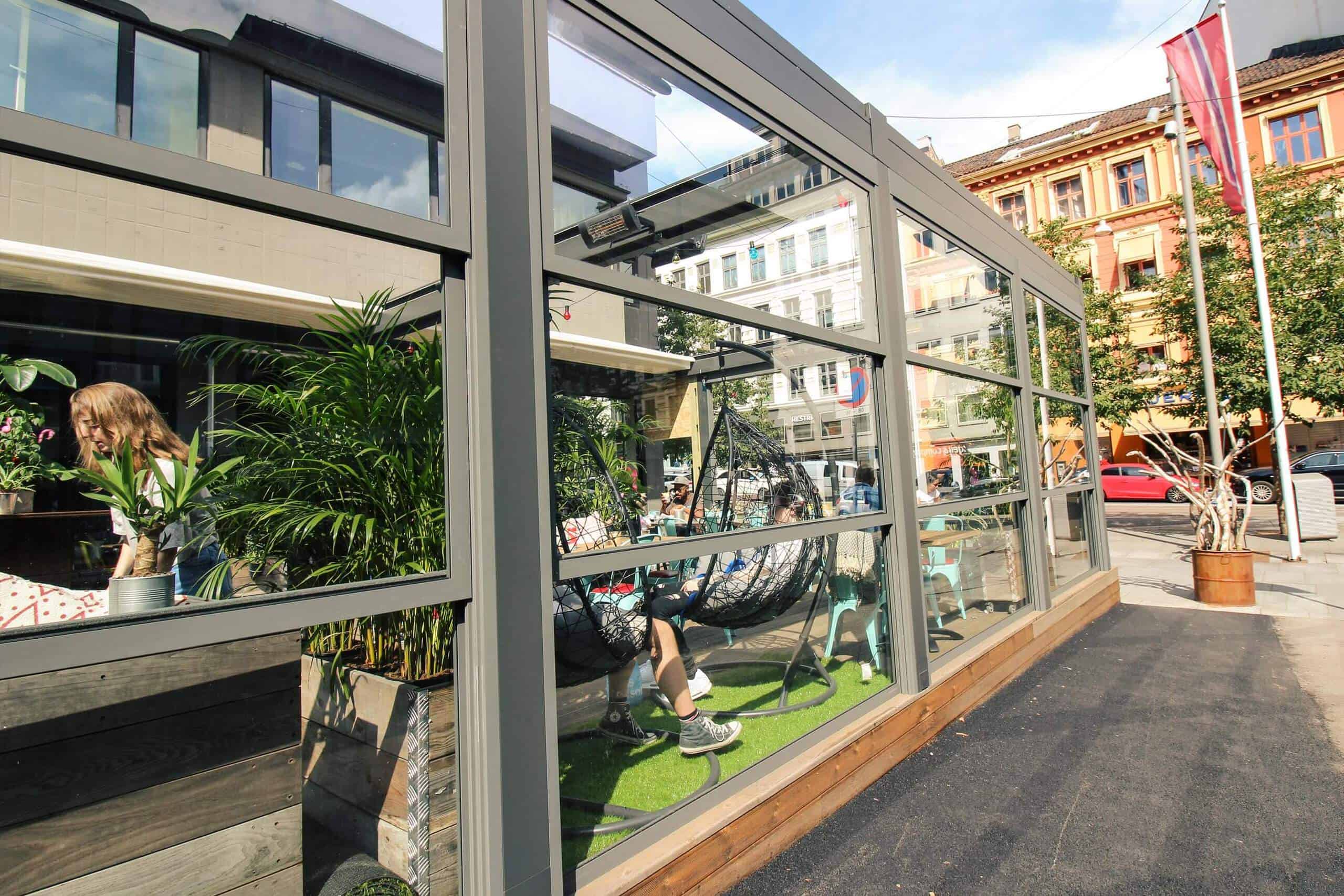 glass restaurant uteservering