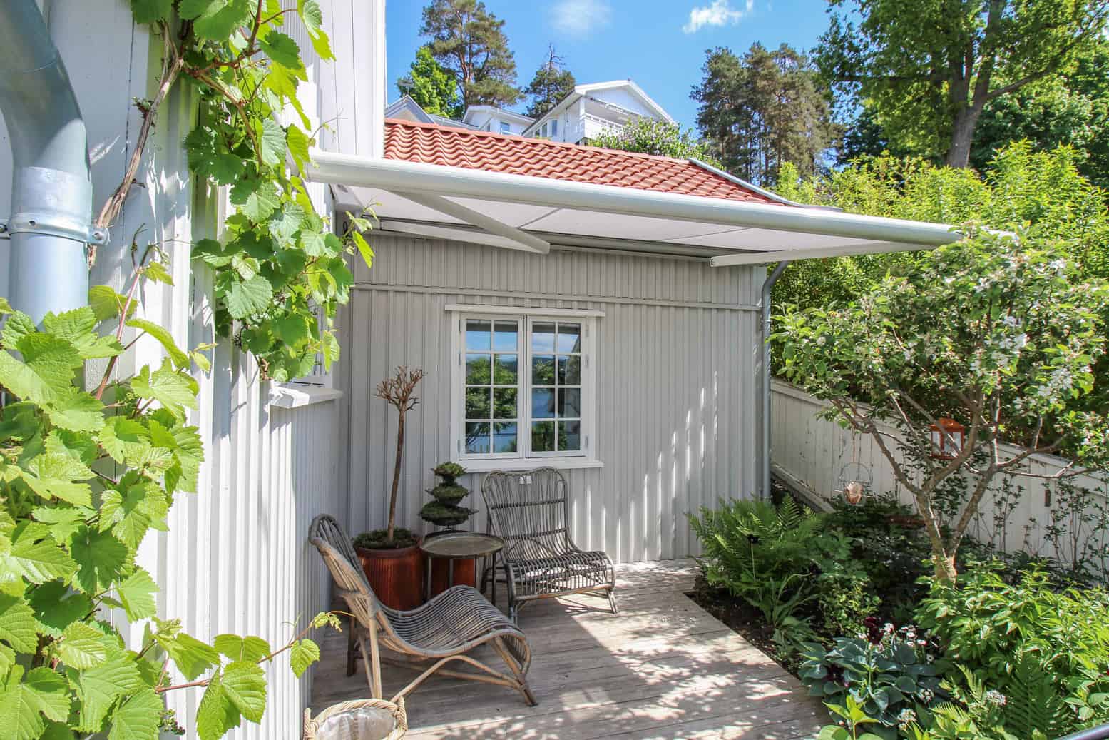 Koselig krok i hagen